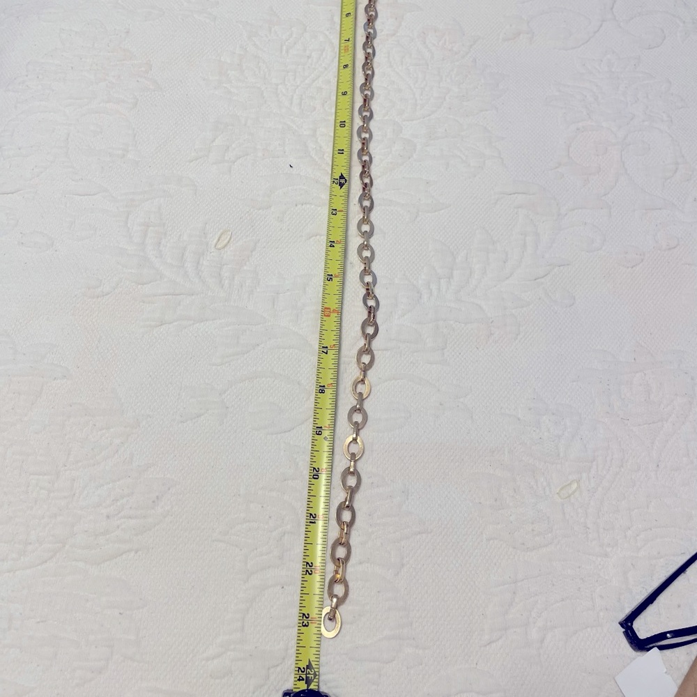 Chico’s Chunky Medallion Adjustable Chain Belt - Picture 8 of 10